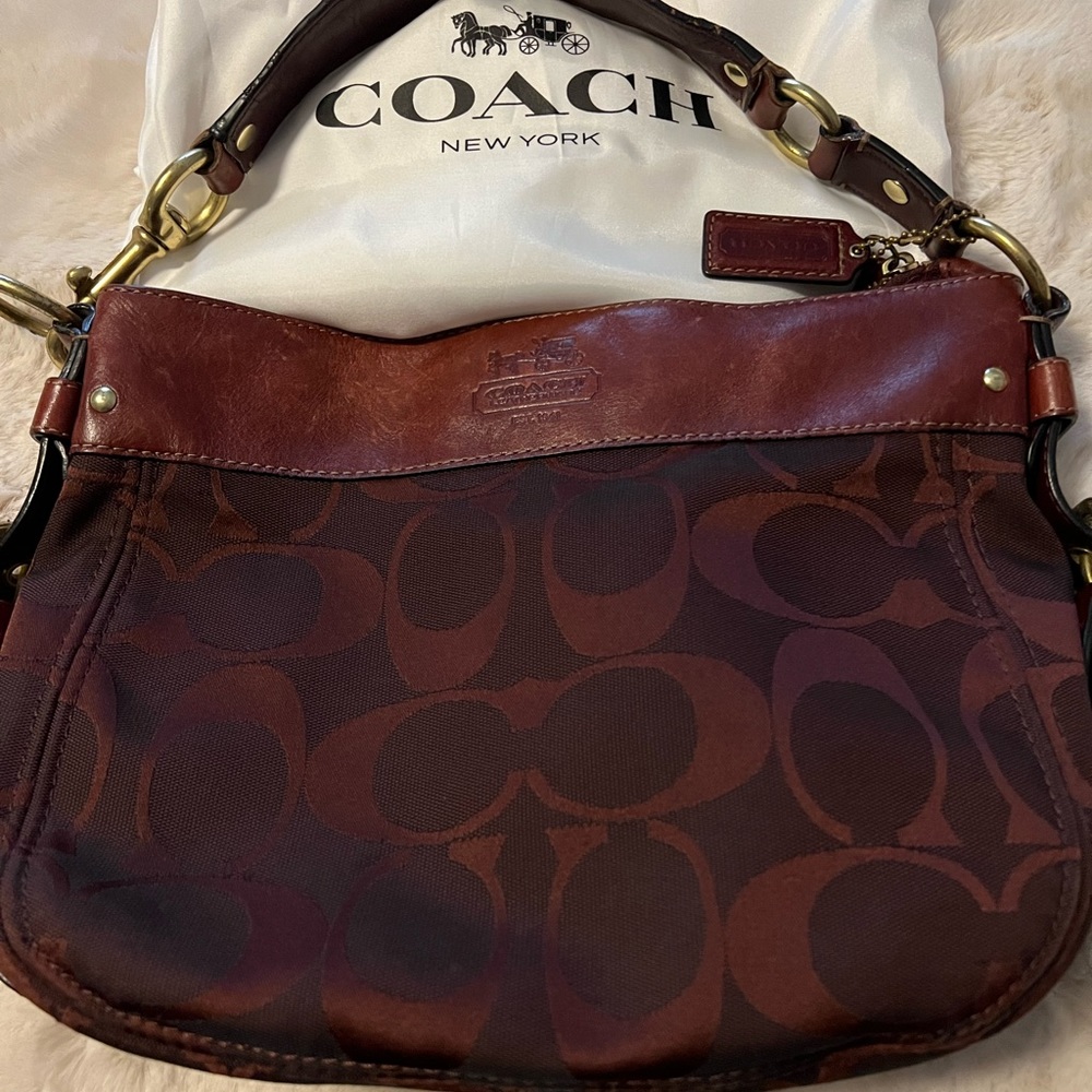 Vintage aubergine Coach Hobo
